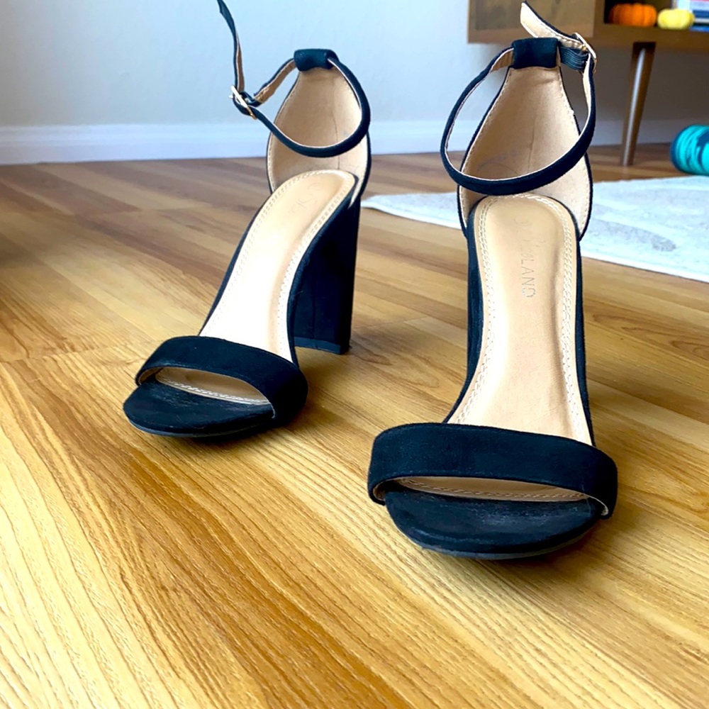 4 inch Peep toe black heels- size 8